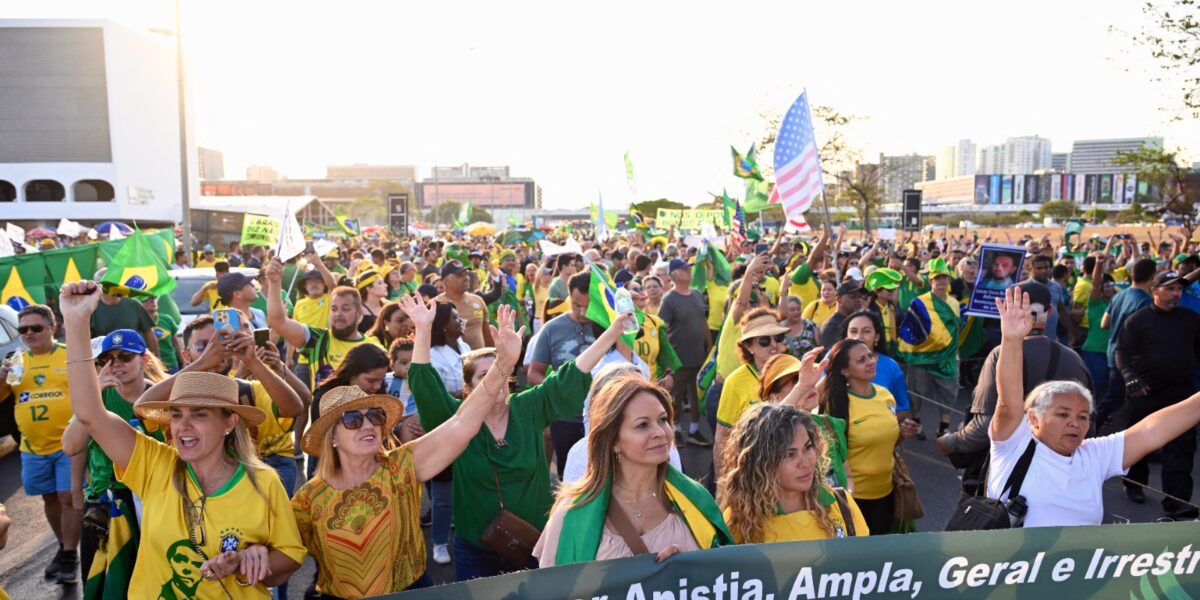 Presos do 8/1 esperançosos com veto à dosimetria