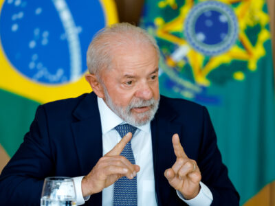 Lula recua de programa para devolução de celulares roubados