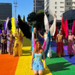 Parada LGBT+ contrasta com Marcha para Jesus