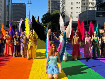 Parada LGBT+ contrasta com Marcha para Jesus