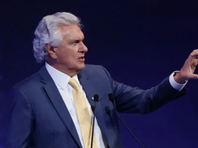Caiado compara Lulinha a Flávio Bolsonaro: ‘O rei protege o príncipe’