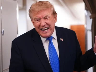 Trump confirma retomada de negociações com Irã na segunda