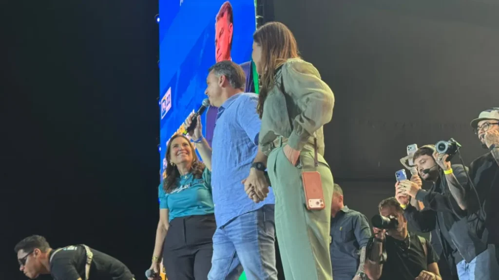 PL lança candidaturas no DF sem Michelle e com Flávio