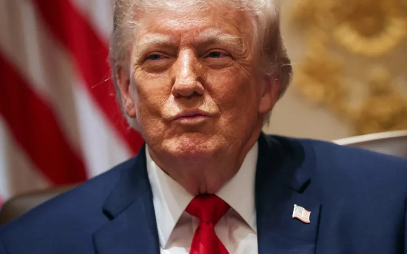 Trump nomeia 90% de aliados políticos como embaixadores