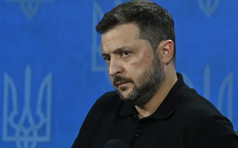 Zelensky acusa Rússia de usar mísseis norte-coreanos em ataque